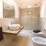 Da Gillo Τεργέστη